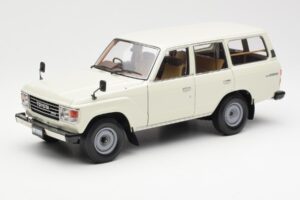 Toyota Land Cruiser J60 Wit Kyosho 1:18 08956W Metaal
