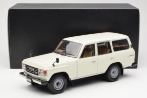 Toyota Land Cruiser J60 Wit Kyosho 1:18 08956W Metaal — afbeelding 8 van 8