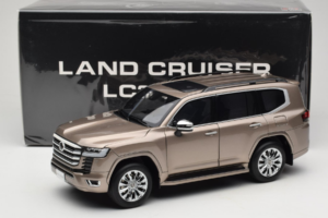 Toyota Land Cruiser LC300 ZX Goud LCD 1:18 LCD18013-ZX-GO Metaal — afbeelding 8 van 8