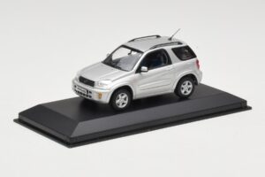Toyota RAV4 XA20 Zilver Licht Interieur Minichamps 1:43 31434205 Metaal — afbeelding 2 van 4