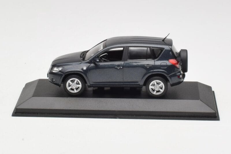 Toyota RAV4 XA30 Grijs Minichamps 1:43 TOYOTA002 Metaal