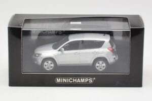 Toyota RAV4 XA30 Zilver Minichamps 1:43 400166570 Metaal — afbeelding 4 van 4