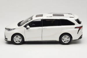 Toyota Sienna XL30 Wit OEM 1:18 TOYOTA013 Metaal — afbeelding 4 van 8