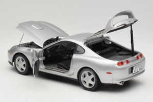 Toyota Supra A80 Zilver Kyosho 1:18 8847 Metaal — afbeelding 5 van 8