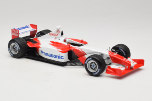 Toyota TF102 Panasonic F1 Showcar 2002 Minichamps 1:18 100020174 Metaal — afbeelding 4 van 6