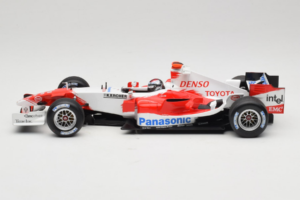 Toyota TF105 #16 J. Trulli Panasonic Toyota Racing 2005 Minichamps 1:18 100050016 Metaal — afbeelding 3 van 7