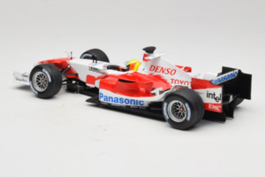 Toyota TF105 #17 R. Schumacher Panasonic Toyota Racing 2005 Minichamps 1:18 100050017 Metaal — afbeelding 5 van 7