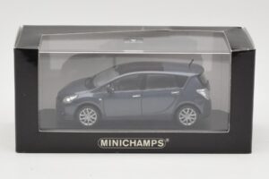 Toyota Verso Grey Metallic Minichamps 1:43 TOYOTA011 Metaal — afbeelding 4 van 4