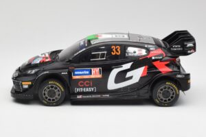 Toyota Yaris Rally1 WRC #33 E. Evans / S. Martin Rally Sweden 2024 IXO 1:18 18RMC200 Metaal — afbeelding 3 van 6