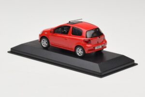 Toyota Yaris TS Rood Minichamps 1:43 430166062 Metaal — afbeelding 3 van 4