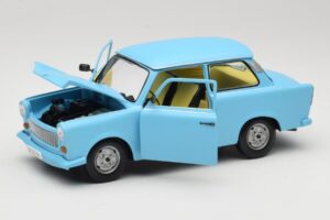 Trabant 601 Blauw Sun Star 1:18 4290 Metaal — afbeelding 2 van 8