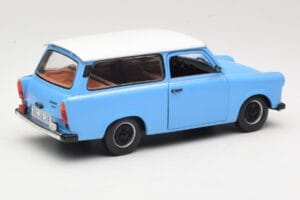 Trabant 601 Stationwagen Blauw Sun Star 1:18 4272 Metaal — afbeelding 3 van 8