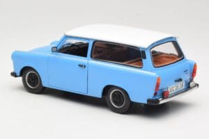 Trabant 601 Stationwagen Blauw Sun Star 1:18 4272 Metaal — afbeelding 7 van 8
