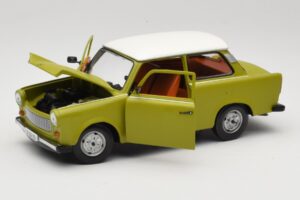 Trabant 601 Groen Sun Star 1:18 4289 Metaal — afbeelding 2 van 8