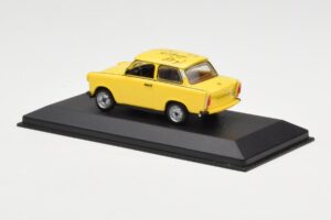 Trabant 601S Geel 1st EP Sample Minichamps 1:43 400014001 Metaal — afbeelding 3 van 4