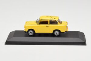 Trabant 601S Geel 1st EP Sample Minichamps 1:43 400014001 Metaal