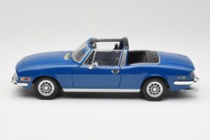 Triumph Stag Mk1 Sapphire Blue Revell 1:18 8815 Metaal — afbeelding 4 van 8
