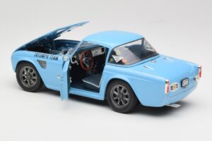 Triumph TR4 Rally Car Revell 1:18 8773 Metaal — afbeelding 5 van 8