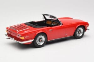 Triumph TR6 PI Rood Minichamps 1:18 155132031 Metaal — afbeelding 2 van 6
