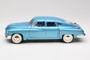 Tucker Torpedo Blauw Road Signature 1:18 92268 Metaal — afbeelding 4 van 8