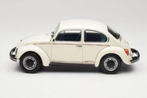 Volkswagen 1200 Jeans Bug Wit Minichamps 1:18 150057101 Metaal — afbeelding 4 van 8