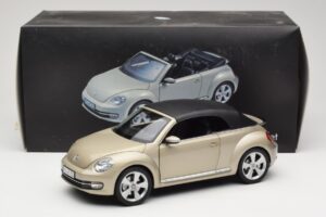 Volkswagen Beetle A5 Cabriolet Grijs Kyosho 1:18 5C3099302P7W Metaal — afbeelding 8 van 8