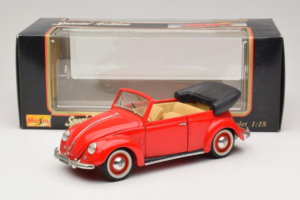 Volkswagen Beetle Cabriolet Rood Maisto 1:18 56010 Metaal — afbeelding 8 van 8