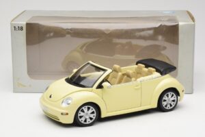 Volkswagen Beetle Cabriolet Geel Gate 1:18 VW24108 Metaal — afbeelding 8 van 8