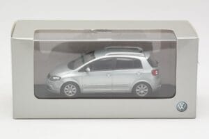 Volkswagen Cross Golf Mk5 Zilver Minichamps 1:43 400054370 Metaal — afbeelding 4 van 4