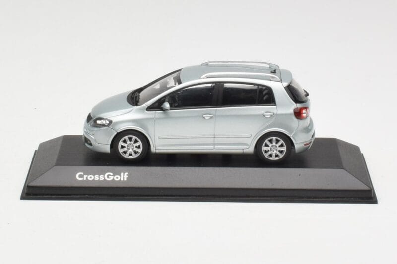 Volkswagen Cross Golf Mk5 Zilver Minichamps 1:43 400054370 Metaal