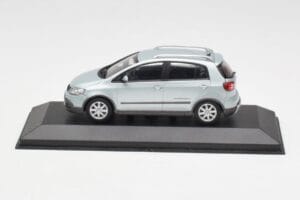 Volkswagen Cross Golf Mk5 Zilver Minichamps 1:43 GOLF003 Metaal