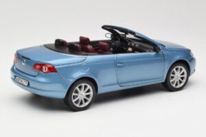 Volkswagen Eos Blauw Norev 1:18 188422 Metaal — afbeelding 3 van 8