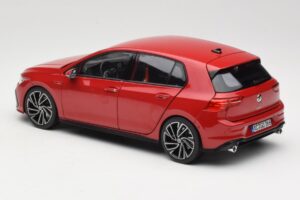 Volkswagen Golf GTI Mk8 Tornado Red Norev 1:18 188595 Metaal — afbeelding 7 van 8