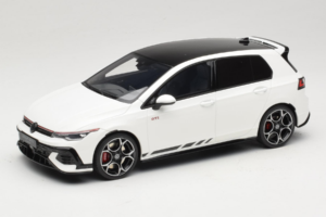 Volkswagen Golf Mk8 GTI Clubsport Pure White Otto 1:18 OT1221 Hars