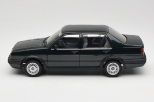 Volkswagen Jetta Mk3 CL Zwart Icartime 1:18 JETTA001 Metaal — afbeelding 4 van 8