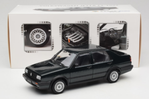 Volkswagen Jetta Mk3 CL Zwart Icartime 1:18 JETTA001 Metaal — afbeelding 8 van 8