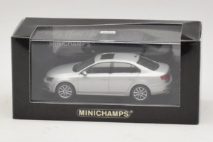 Volkswagen Jetta Mk6 Zilver Minichamps 1:43 JETTA002 Metaal — afbeelding 4 van 4