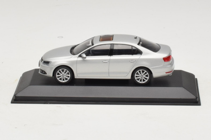 Volkswagen Jetta Mk6 Zilver Minichamps 1:43 JETTA002 Metaal