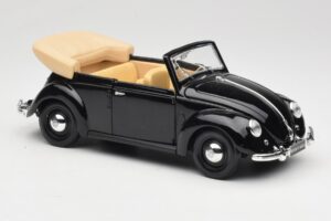 Volkswagen Kever Cabriolet Zwart Maisto 1:18 37800-M6 Metaal — afbeelding 6 van 8