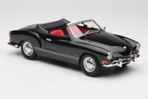 Volkswagen Karmann Ghia Cabriolet Zwart Minichamps 1:18 155054031 Metaal — afbeelding 4 van 6