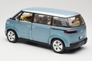 Volkswagen Microbus Concept Lichtgroen Revell 1:18 08444 Metaal — afbeelding 7 van 8