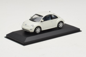 Volkswagen New Beetle Wit Minichamps 1:43 430058005 Metaal — afbeelding 2 van 4