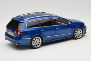 Volkswagen Passat B6 R36 Variant Blauw NZG 1:18 KF044 Metaal — afbeelding 4 van 9
