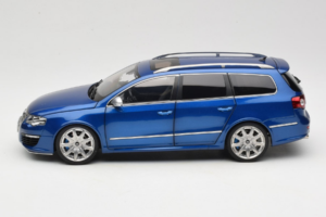Volkswagen Passat B6 R36 Variant Blauw NZG 1:18 KF044 Metaal — afbeelding 5 van 9
