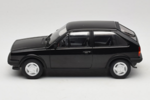 Volkswagen Polo II Coupe G40 Zwart MCG 1:18 MCG18524 Metaal — afbeelding 3 van 6