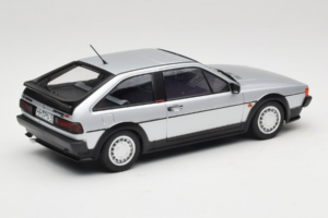 Volkswagen Scirocco Mk2 GTX 16V Flash Silver Norev 1:18 188635 Metaal — afbeelding 2 van 6