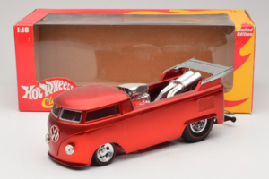 Volkswagen T1 Truck Rood Hot Wheels 1:18 J2895 Metaal — afbeelding 8 van 8