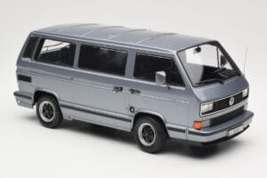 Volkswagen T3 Porsche B32 Minibus Blauw KK-Scale 1:18 KKDC180221 Metaal — afbeelding 4 van 6