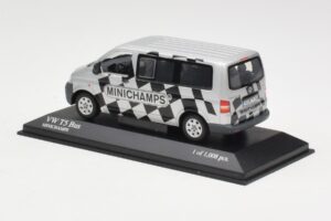 Volkswagen T5 Bus Minichamps Edition Minichamps 1:43 400052202 Metaal — afbeelding 3 van 4