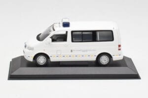 Volkswagen T5 Multivan Bundeswehr Spoedarts Prototype Minichamps 1:43 400052291-P1 Metaal